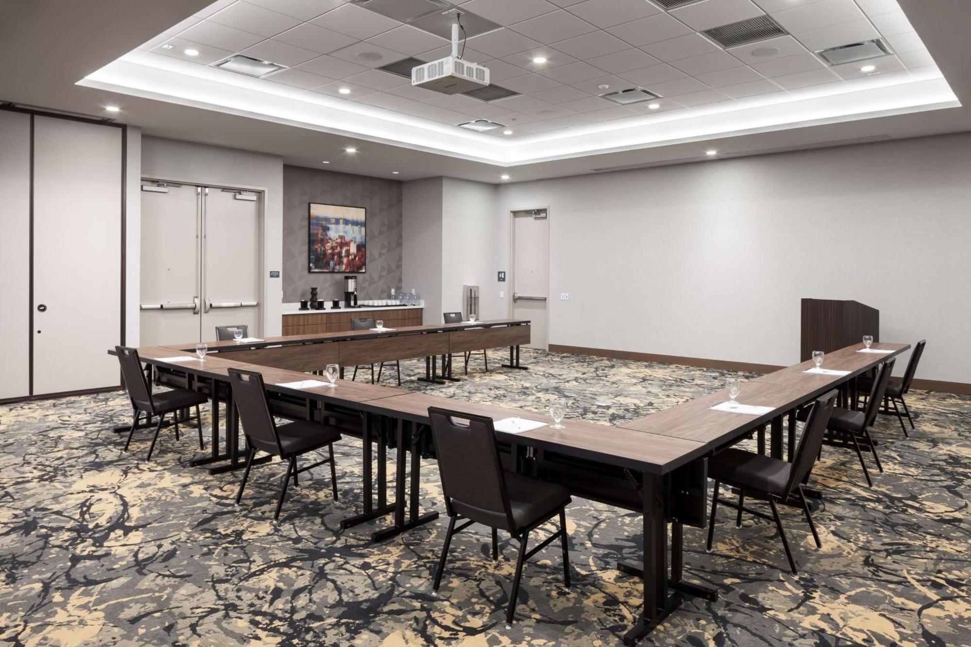 Hilton Garden Inn Madison Downtown, Wi Экстерьер фото