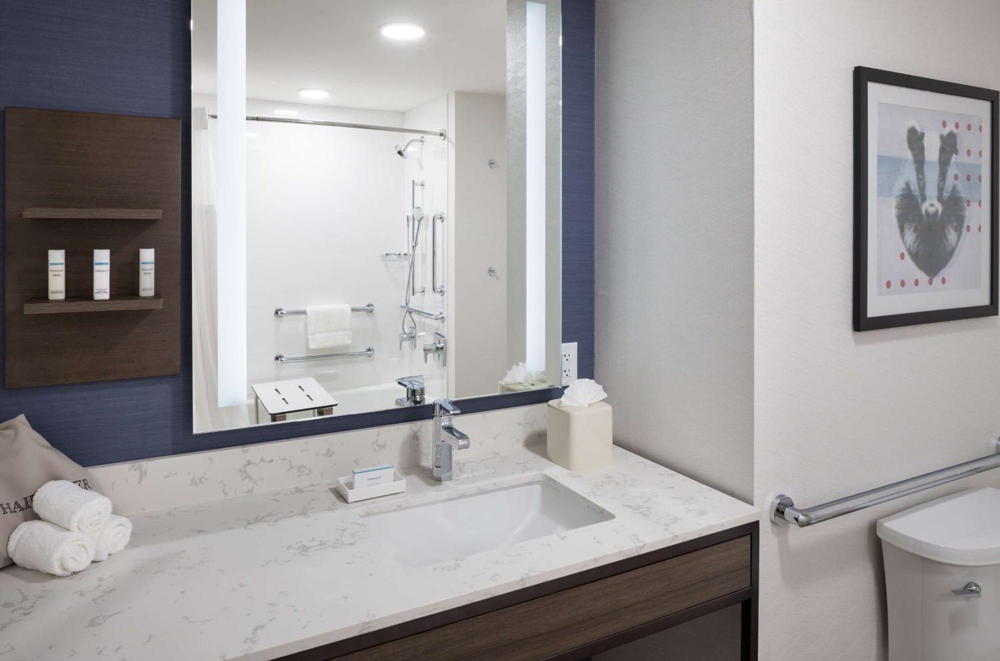 Hilton Garden Inn Madison Downtown, Wi Экстерьер фото